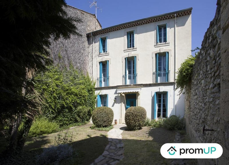 Maison - 140 m² - 5 pièces