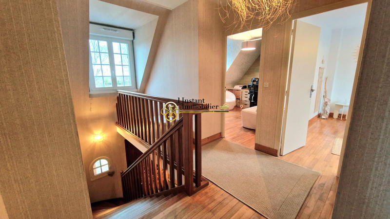 Maison - 122 m² - 5 pièces