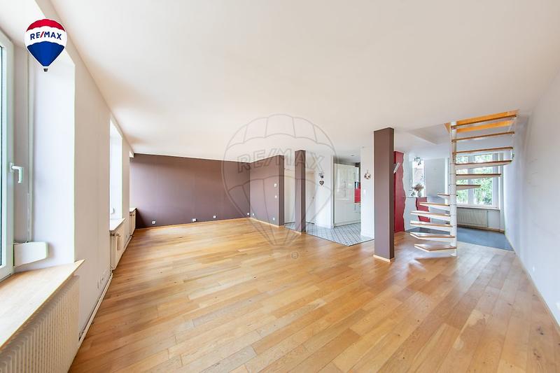 Duplex - 98 m² - 4 pièces