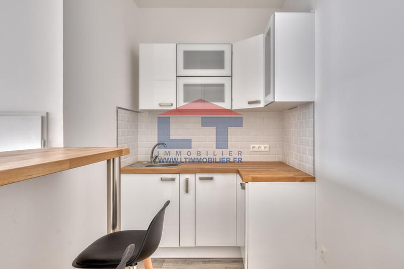 Loft - 158 m² - 3 pièces