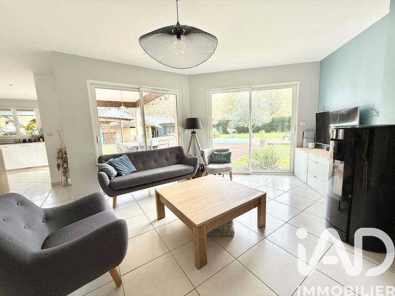 Maison - 153 m² - 8 pièces