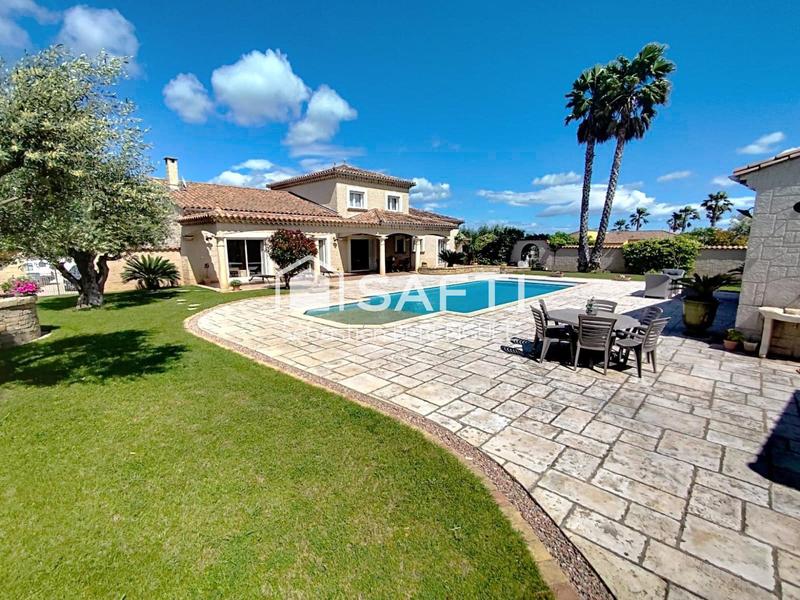 Maison - 230 m² - 7 pièces