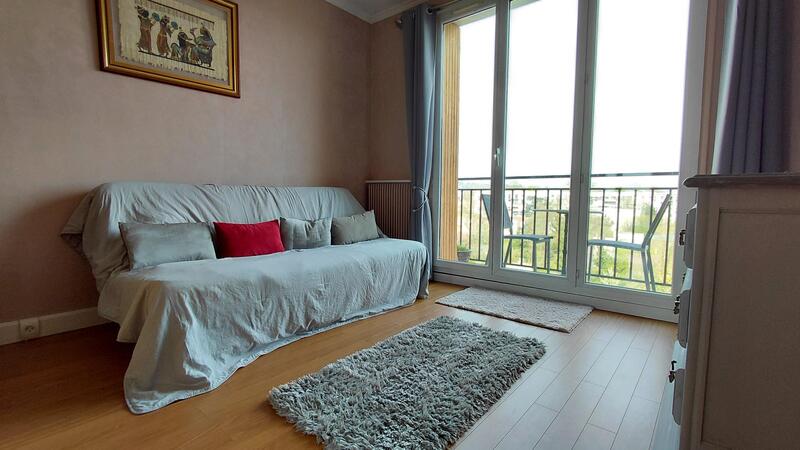 Appartement - 93 m² - 4 pièces