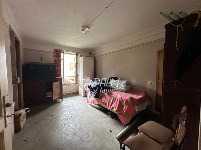 Maison - 180 m² - 4 pièces