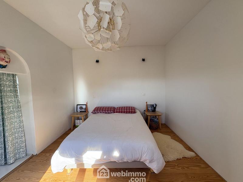 Maison - 137 m² - 6 pièces