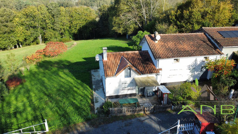 Maison - 143 m² - 5 pièces