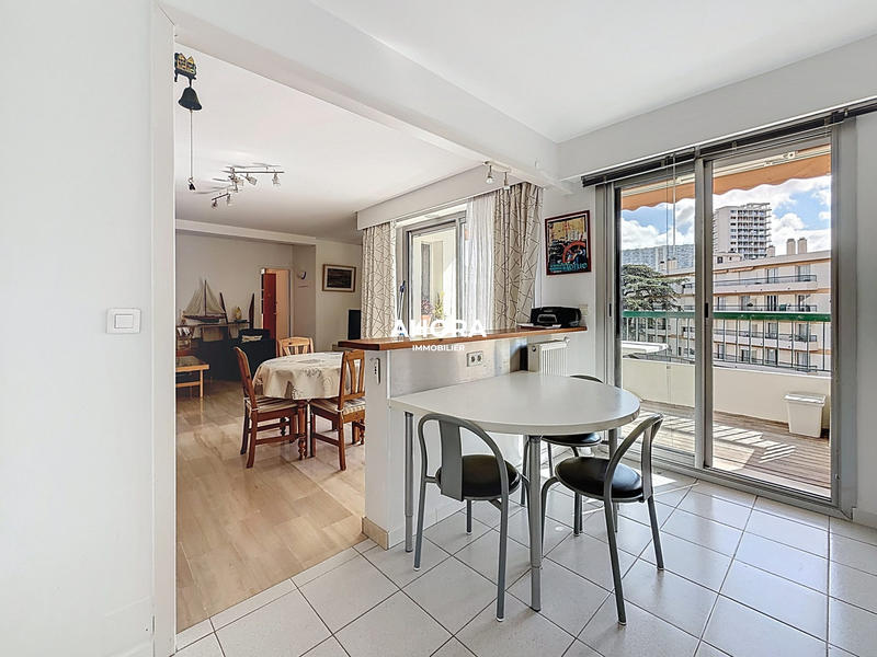 Appartement - 89 m² - 4 pièces