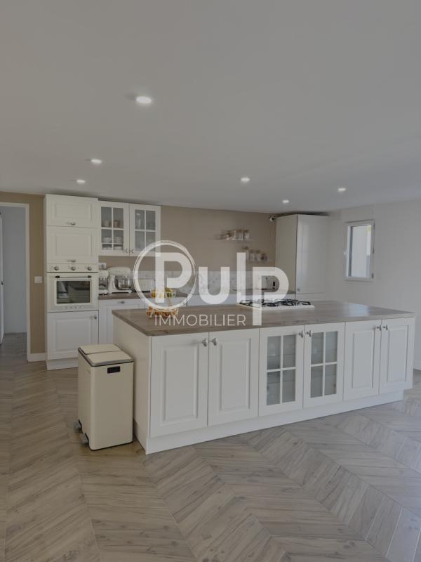 Longère - 217 m² - 9 pièces