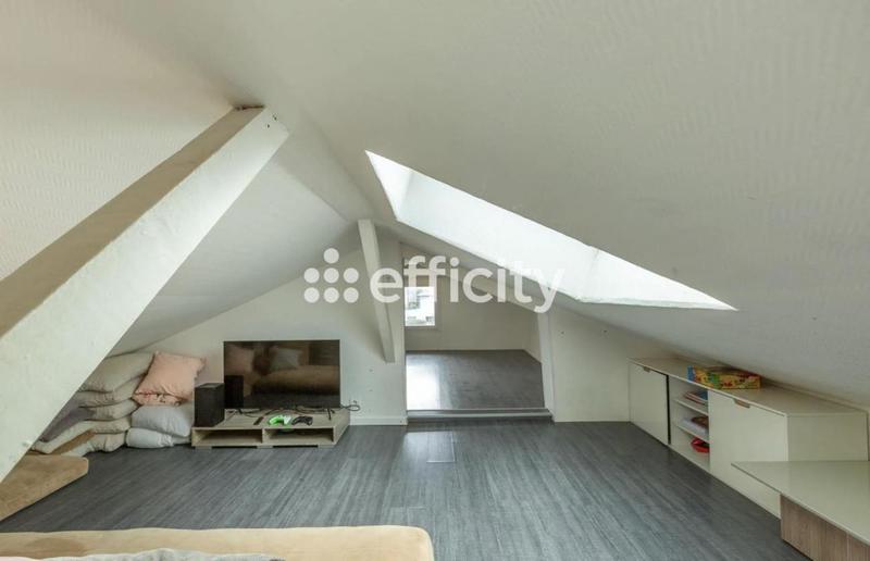 Villa - 181 m² - 7 pièces