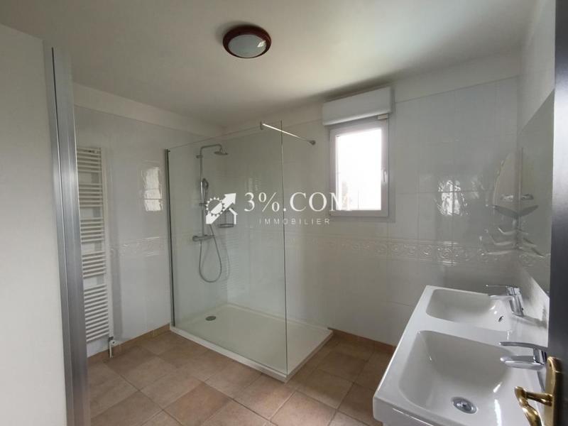 Maison - 220 m² - 9 pièces