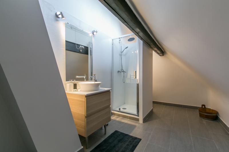 Propriété - 200 m² - 8 pièces