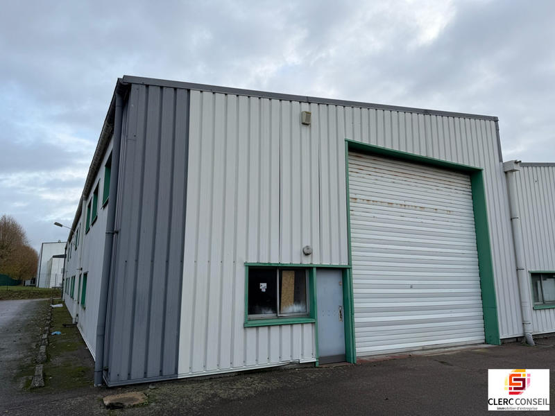 Local d'activités - 560 m²
