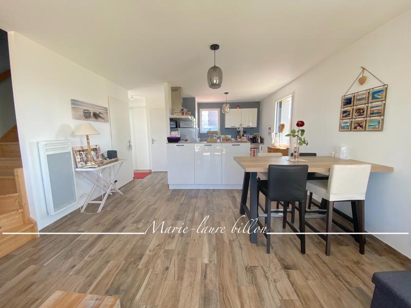 Maison - 232 m² - 8 pièces