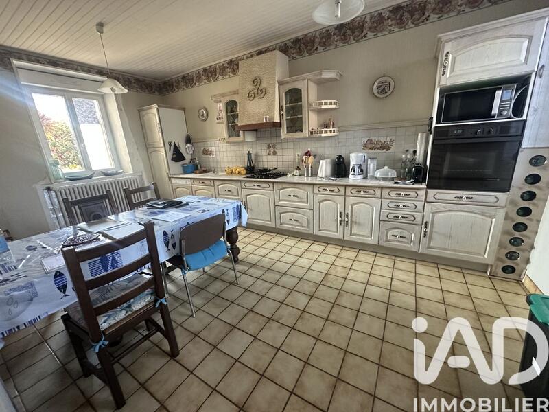 Maison de ville - 192 m² - 8 pièces