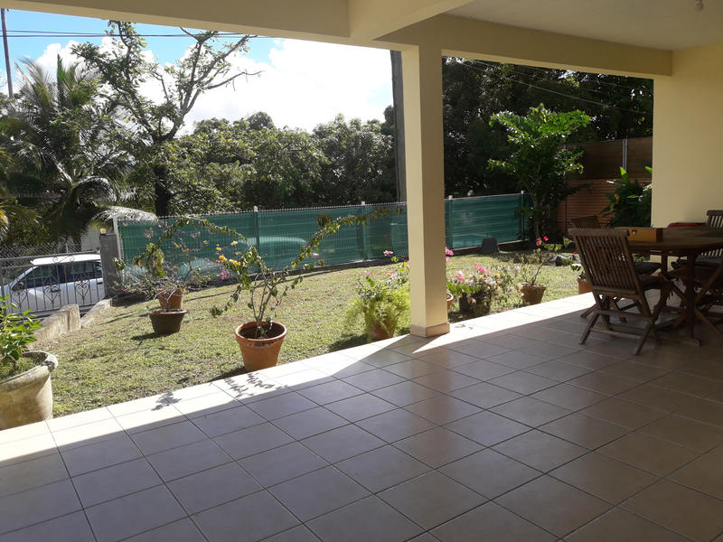 Maison - 90 m² - 3 pièces