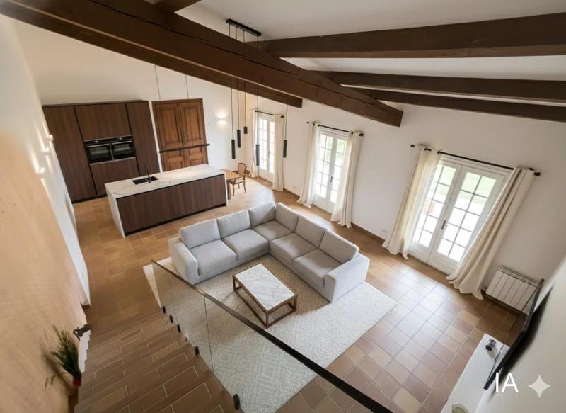 Maison - 120 m² - 4 pièces