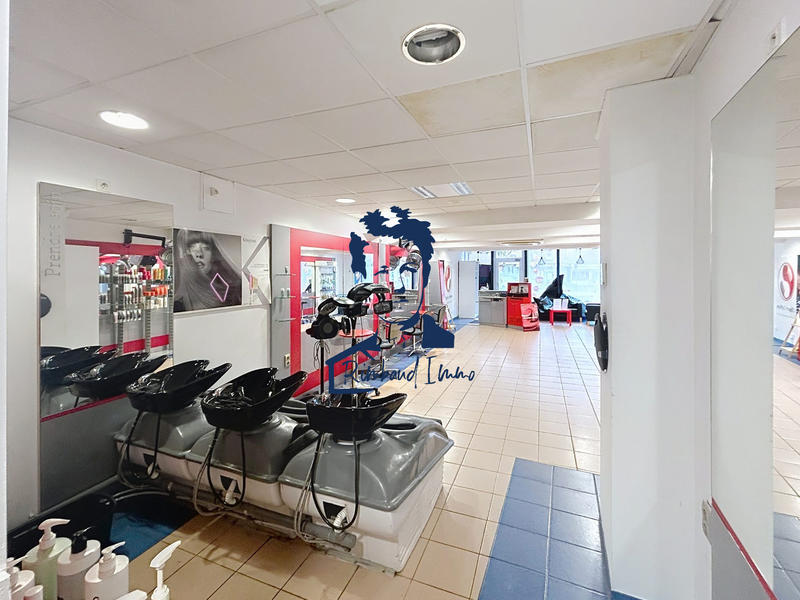 Immeuble - 250 m² - 4 pièces