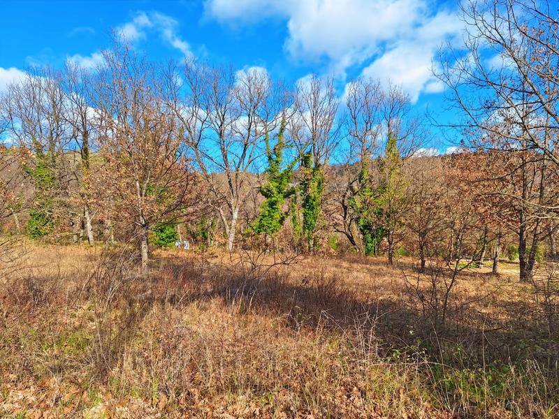 Terrain constructible - 636 m²