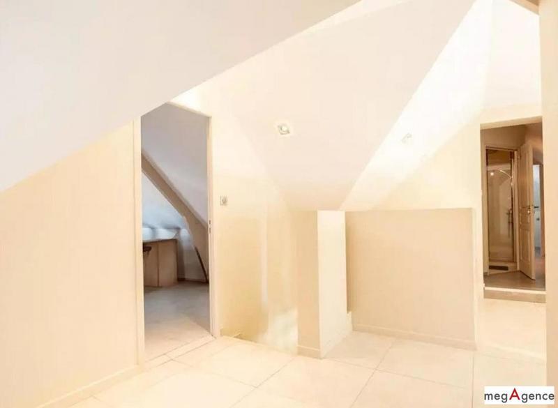 Maison d'architecte - 147 m² - 7 pièces