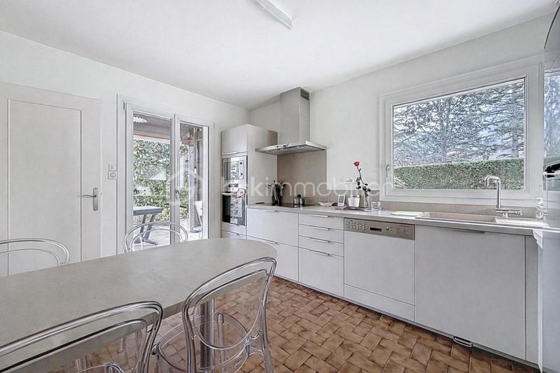 Maison - 153 m² - 6 pièces