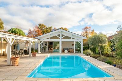 Maison - 175 m² - 6 pièces