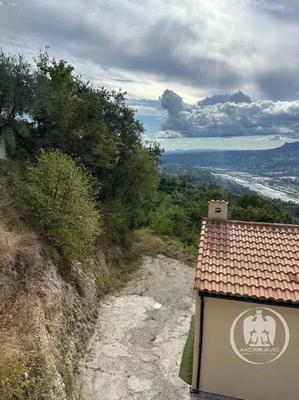 Terrain inconstructible - 2 087 m²