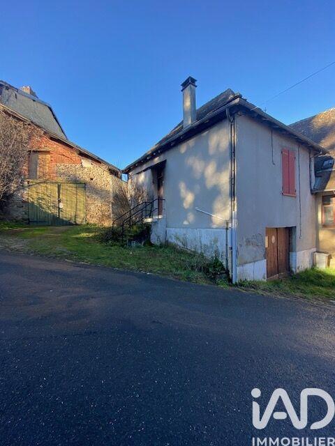 Maison - 220 m² - 5 pièces