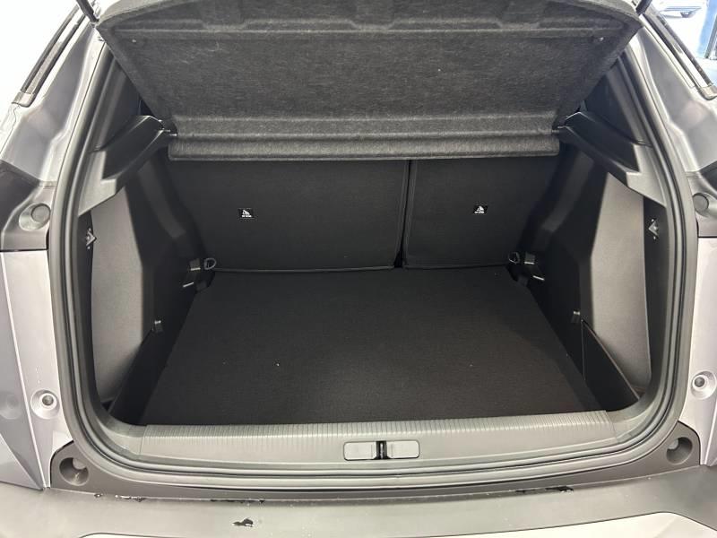 Peugeot 2008 Hybrid 136 e-Dcs6 Style