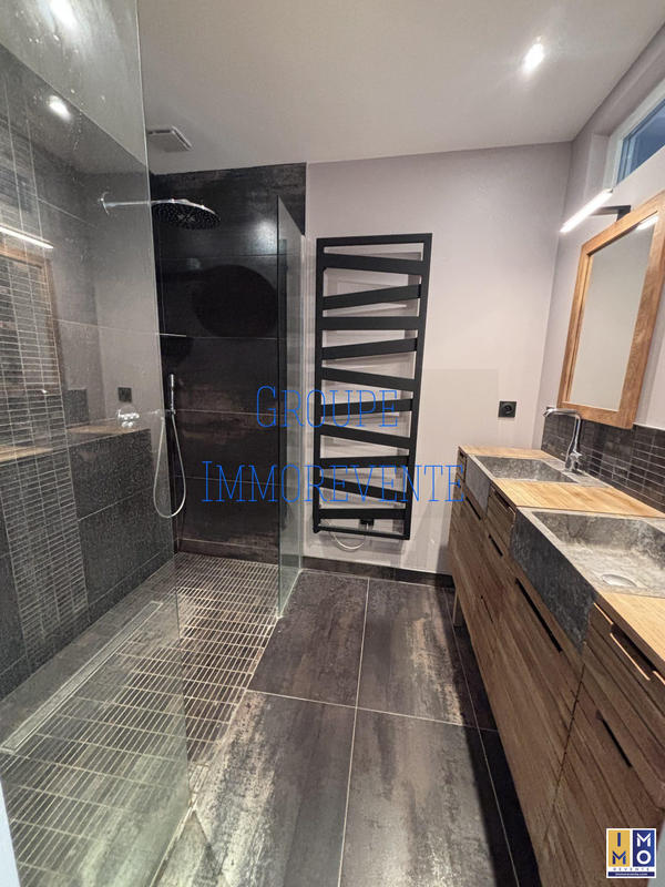 Maison ancienne - 171 m² - 7 pièces