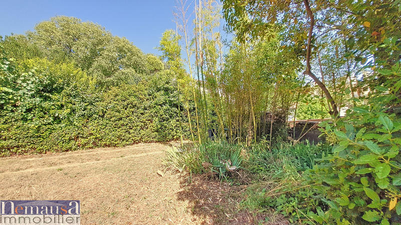 Villa - 239 m² - 9 pièces