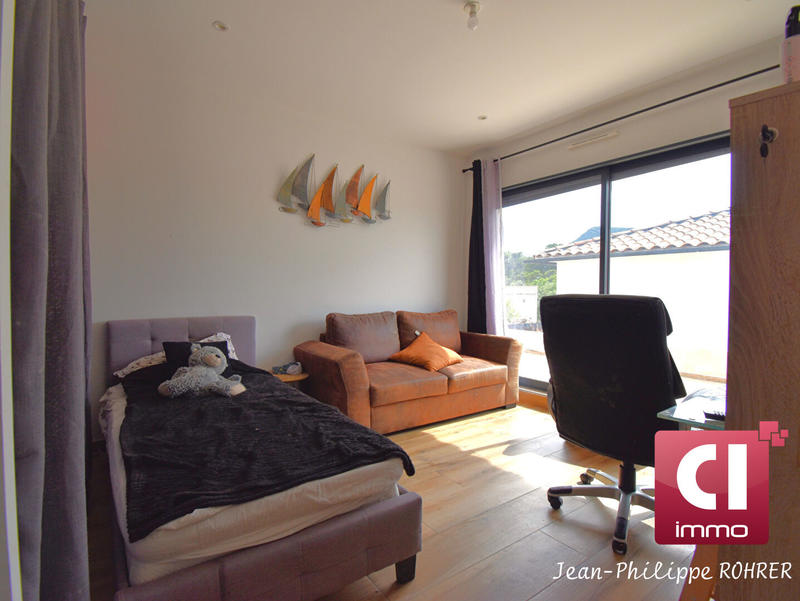 Maison - 141 m² - 5 pièces