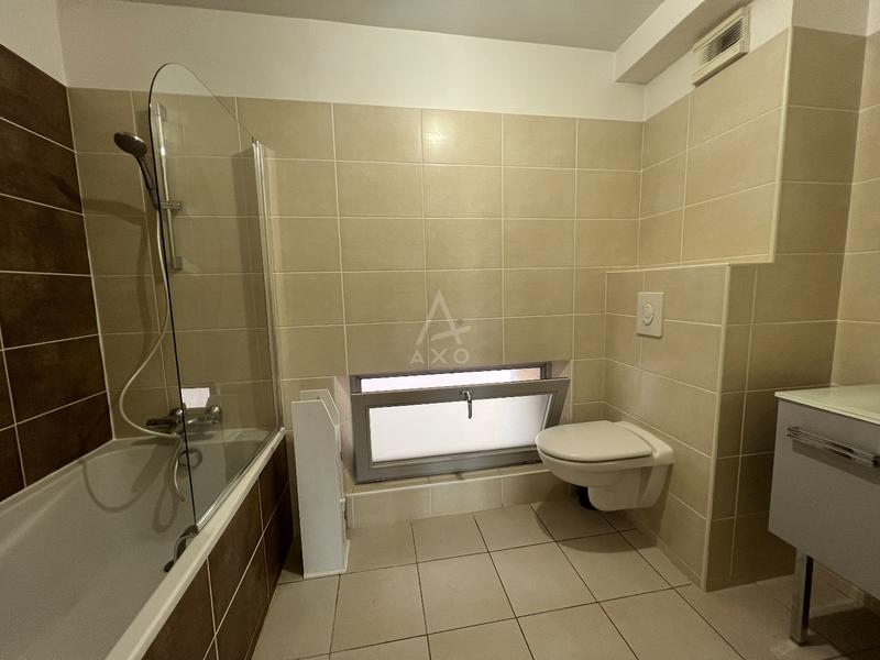 Appartement - 95 m² - 4 pièces