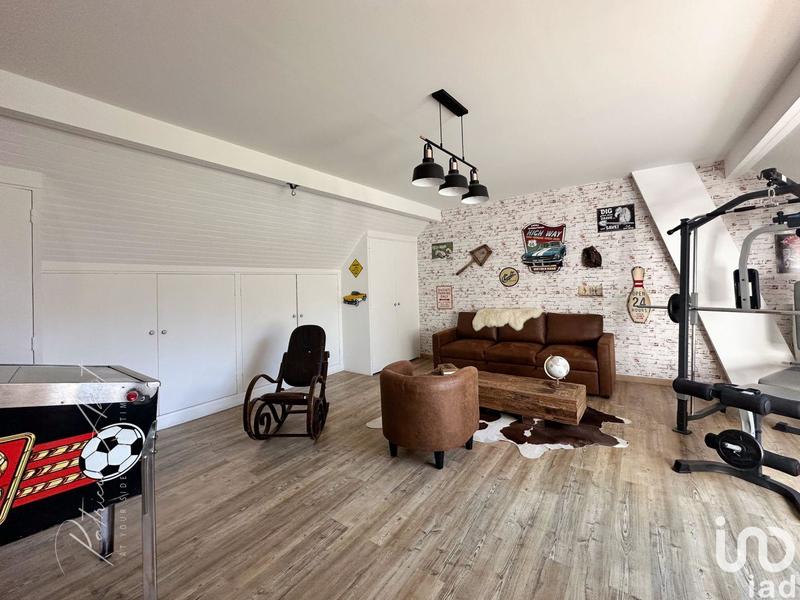 Maison - 195 m² - 7 pièces