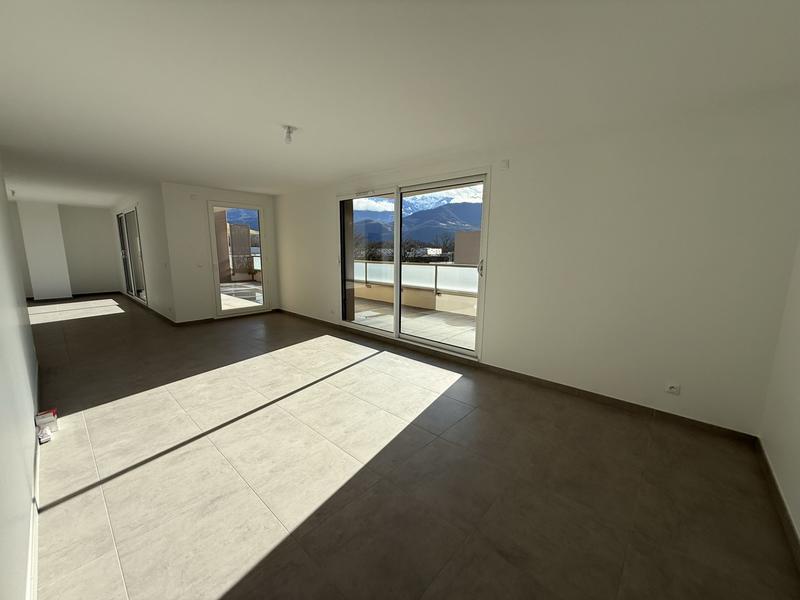 Appartement - 124 m² - 5 pièces