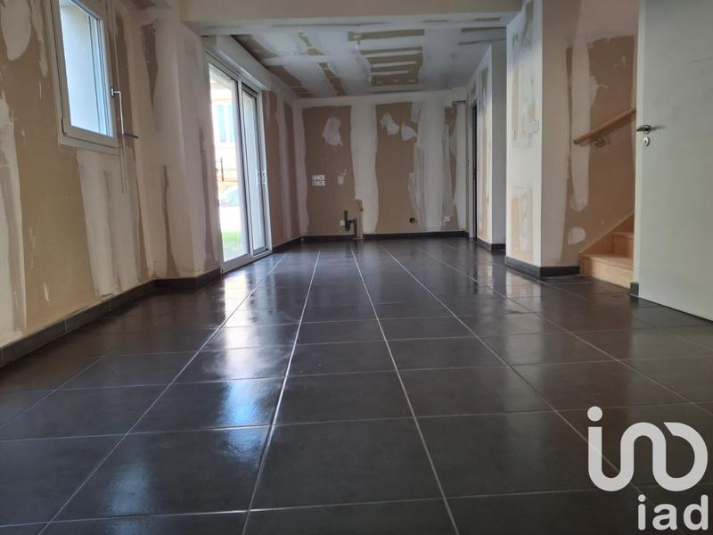 Maison - 94 m² - 4 pièces