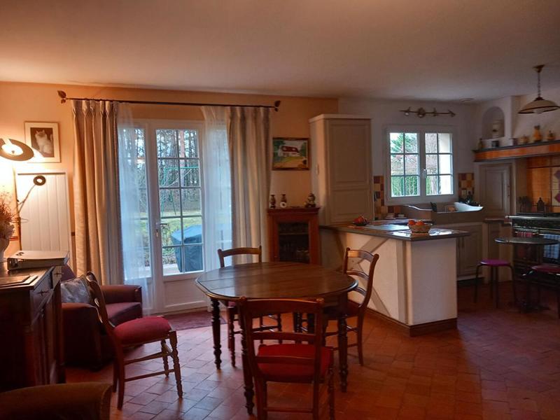 Maison - 161 m² - 8 pièces