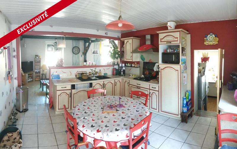 Maison - 224 m² - 8 pièces