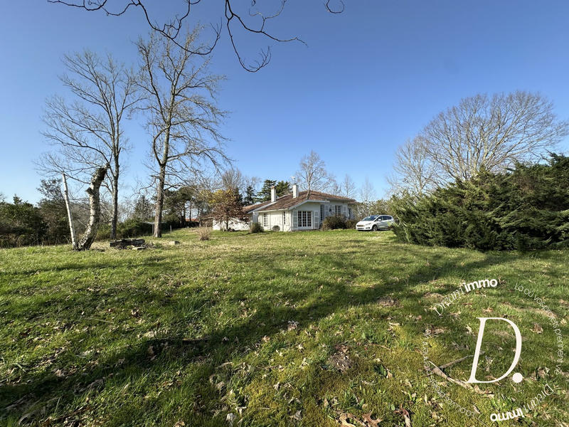 Maison ancienne - 220 m² - 6 pièces