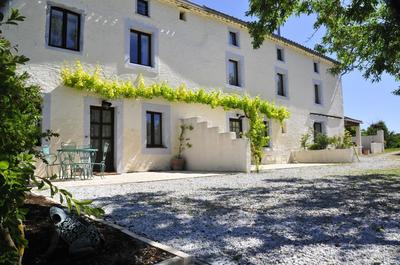 Maison - 575 m² - 30 pièces