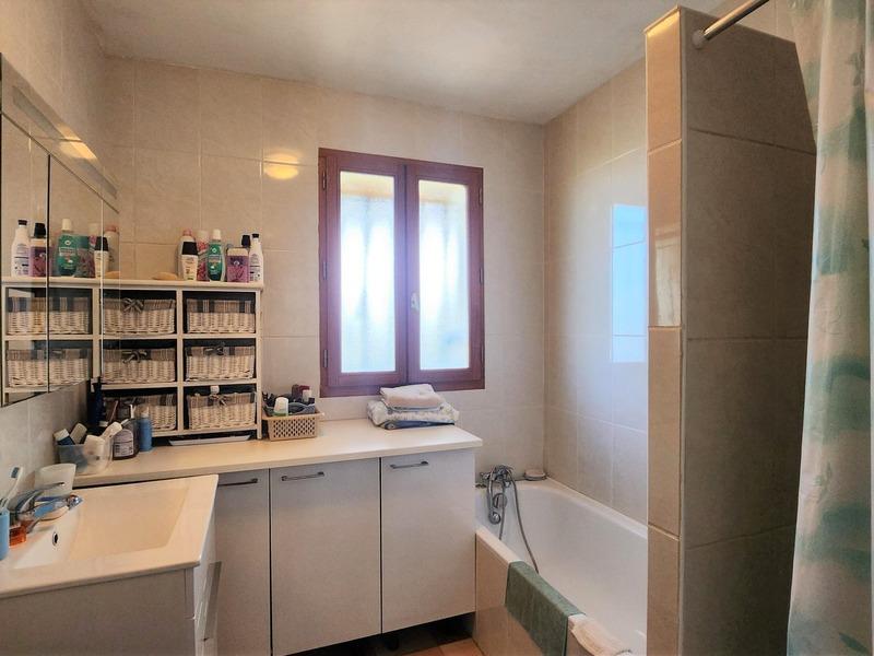 Maison - 85 m² - 5 pièces