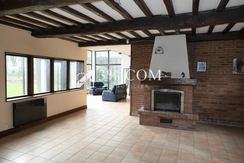 Propriété - 214 m² - 8 pièces
