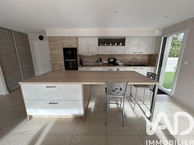 Maison - 128 m² - 4 pièces