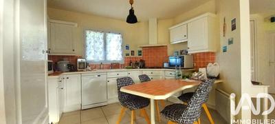 Maison - 90 m² - 5 pièces