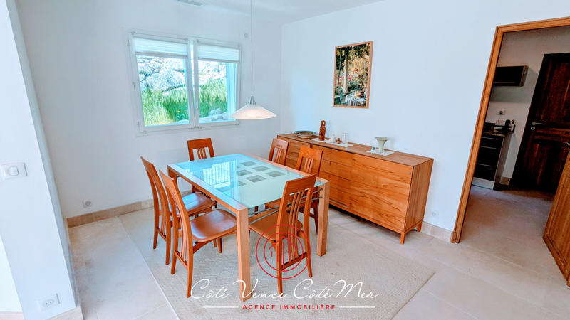 Maison - 199 m² - 6 pièces