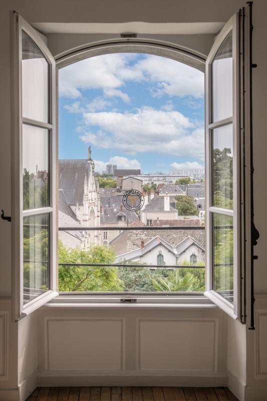 Appartement - 239 m² - 8 pièces