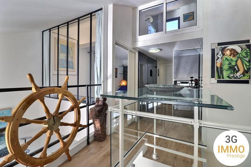 Appartement - 100 m² - 6 pièces