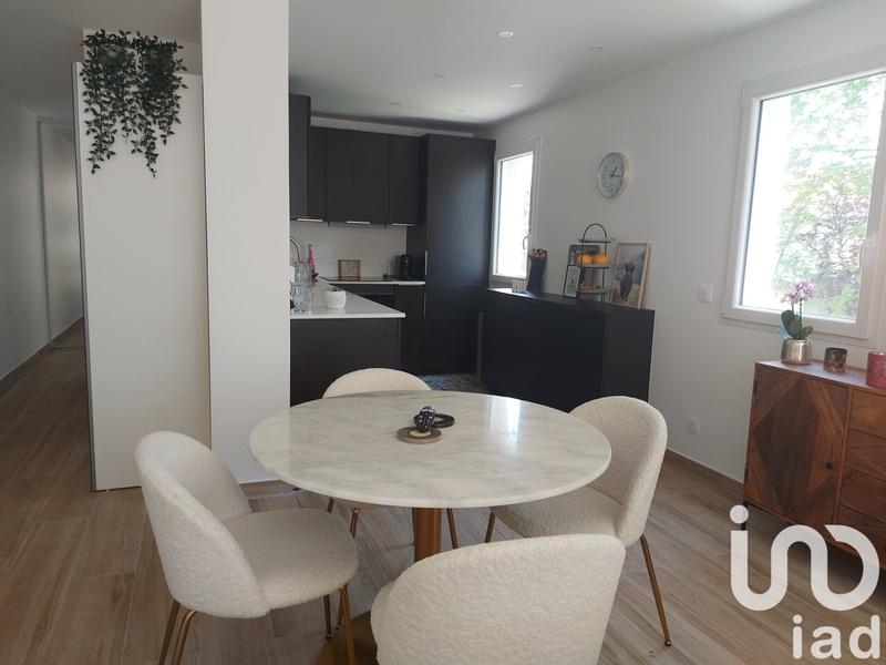 Appartement - 99 m² - 4 pièces