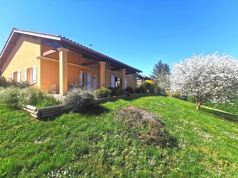 Maison - 110 m² - 4 pièces