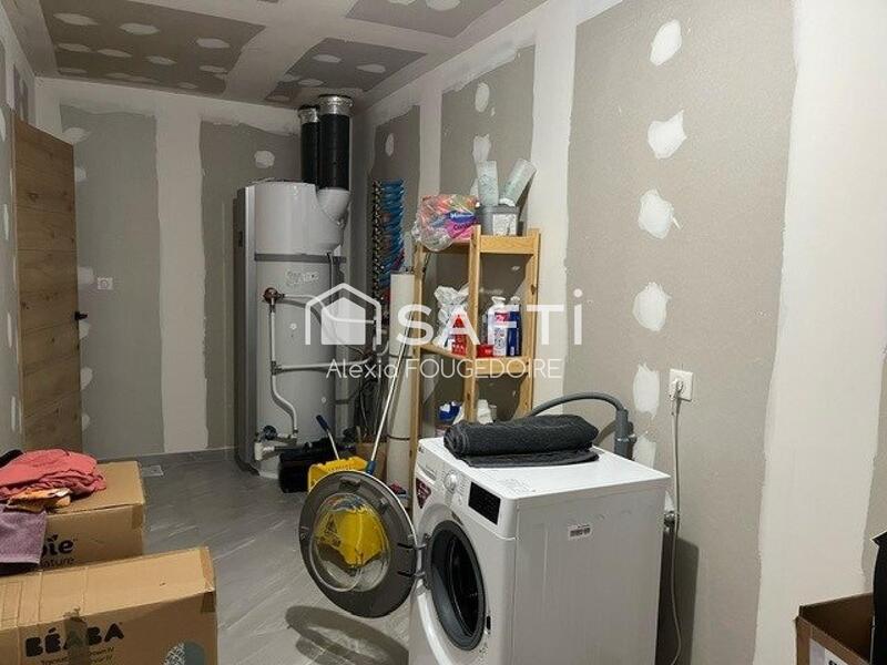 Maison - 230 m² - 6 pièces