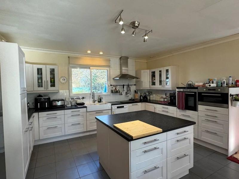 Maison - 158 m² - 5 pièces